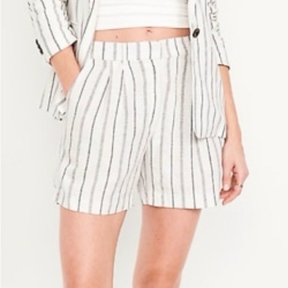 OLD NAVY TAYLOR LINEN BLEND WHITE GRAY STRIPE HIGH RISE SHORTS WOMENS MEDIUM